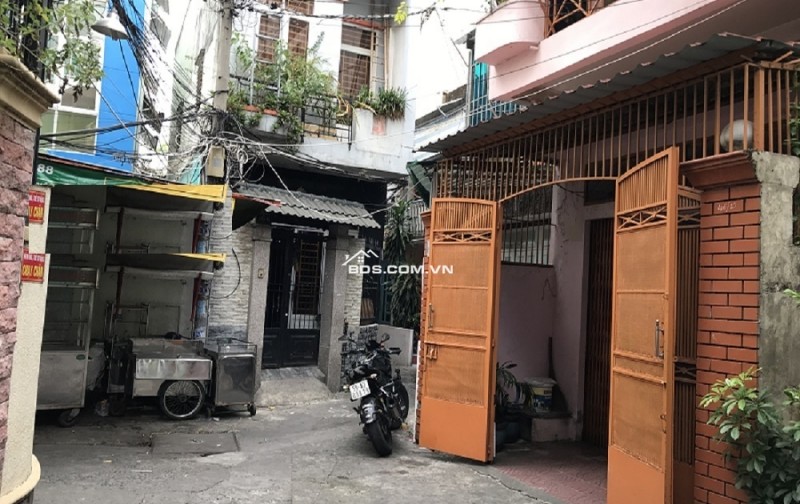 Bán Nhà Hẽm 4m, Đường Trần Nhân Tôn 64.9m2 - 3Tầng, 9.7TỶ/TL, P2Q10